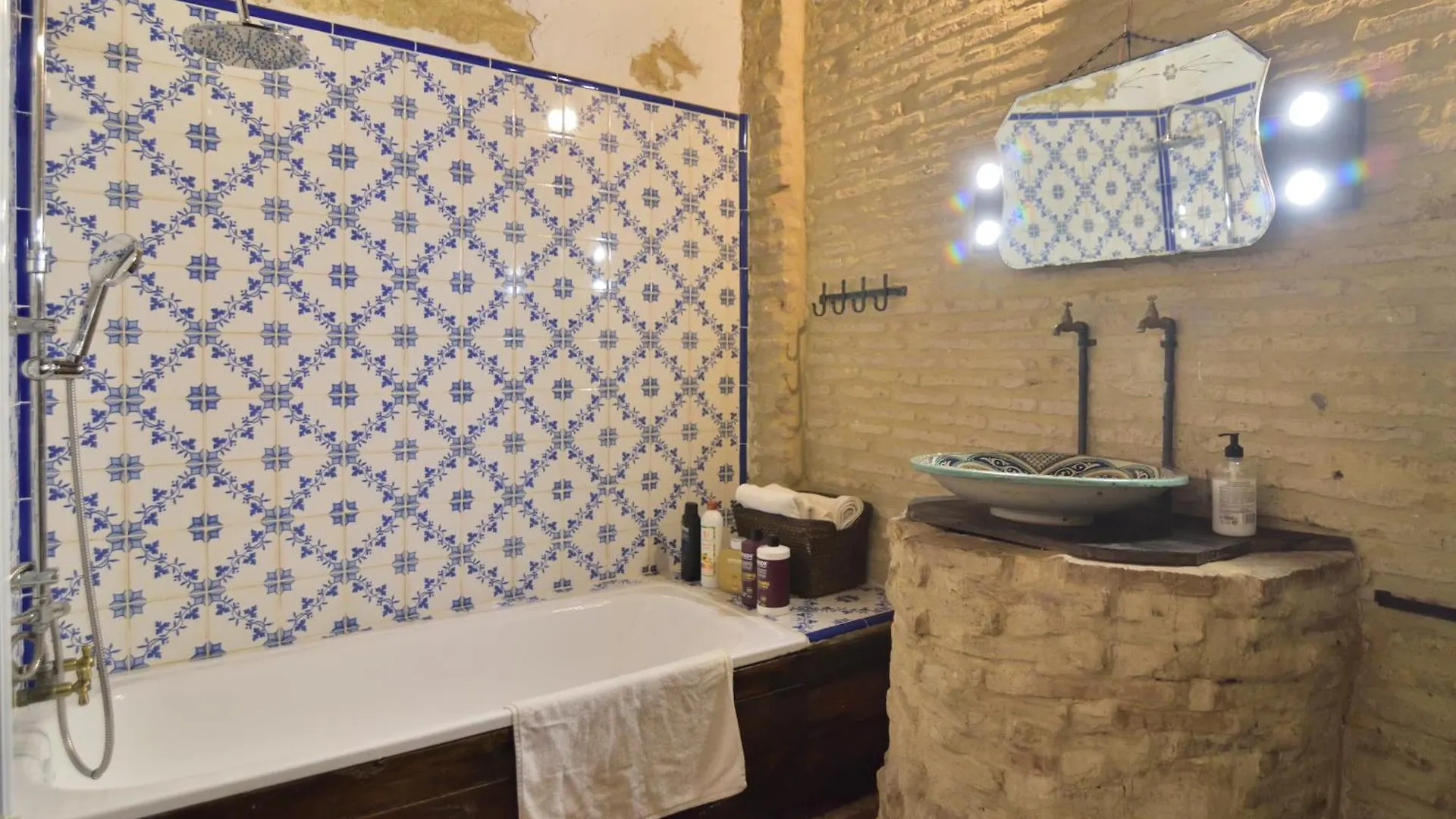 Casa Tenorio Barrio De Santa Cruz Seville